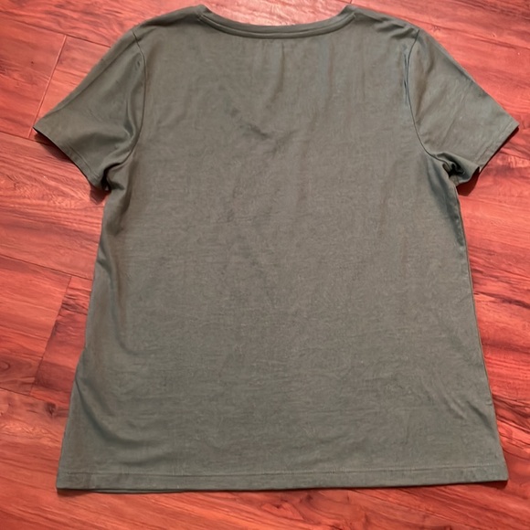 Women's Tommy Hilfiger V-Neck T-Shirt - Picture 4 of 4